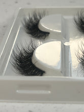 Load image into Gallery viewer, New Mega Lash Tray ALB8